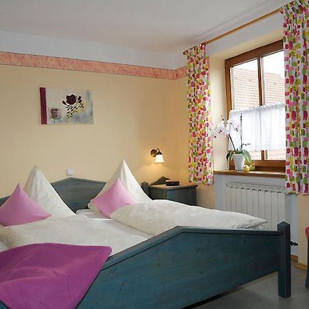 Pension Rosengaertchen Абсберг Екстериор снимка