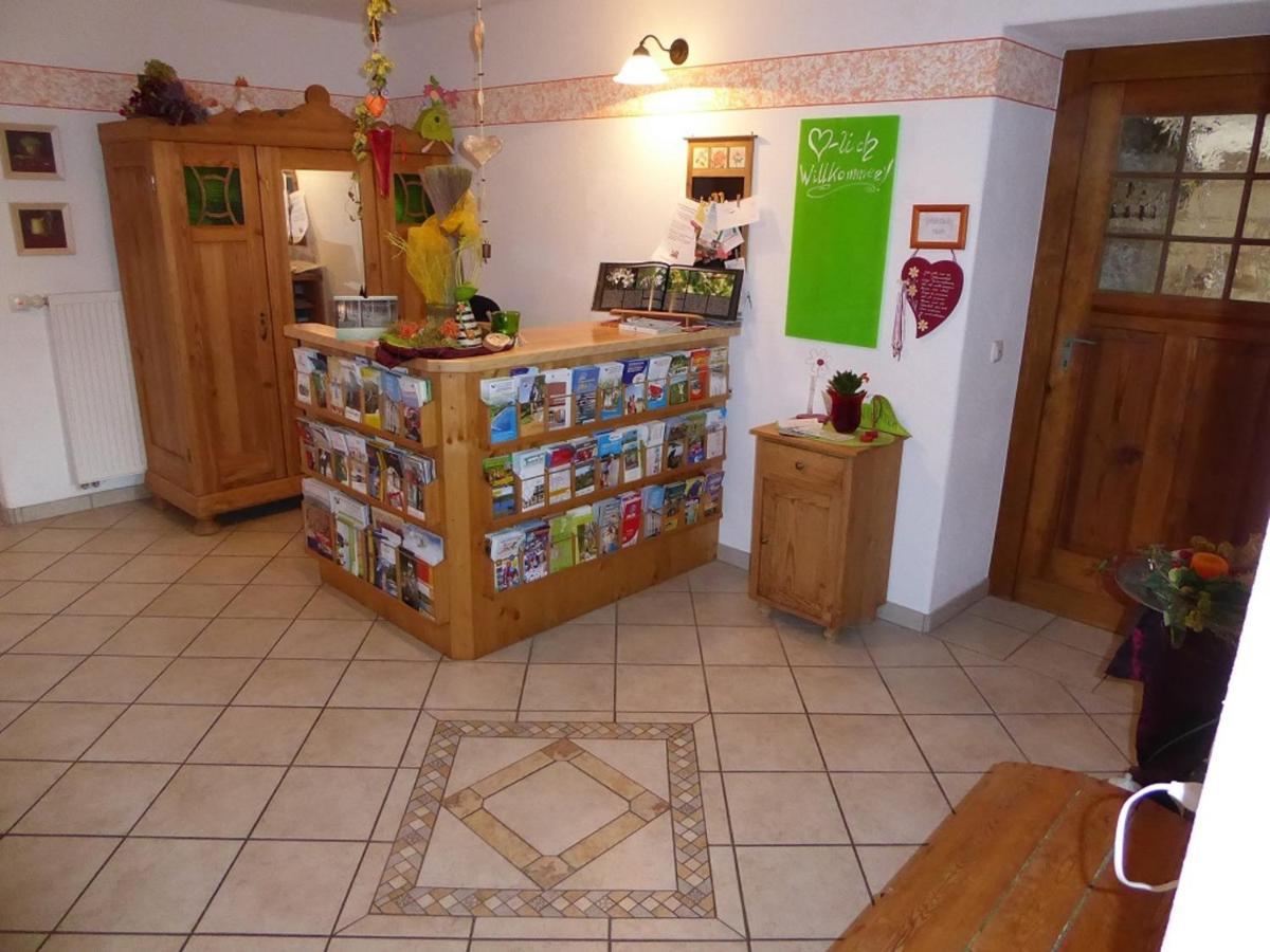 Pension Rosengaertchen Абсберг Екстериор снимка