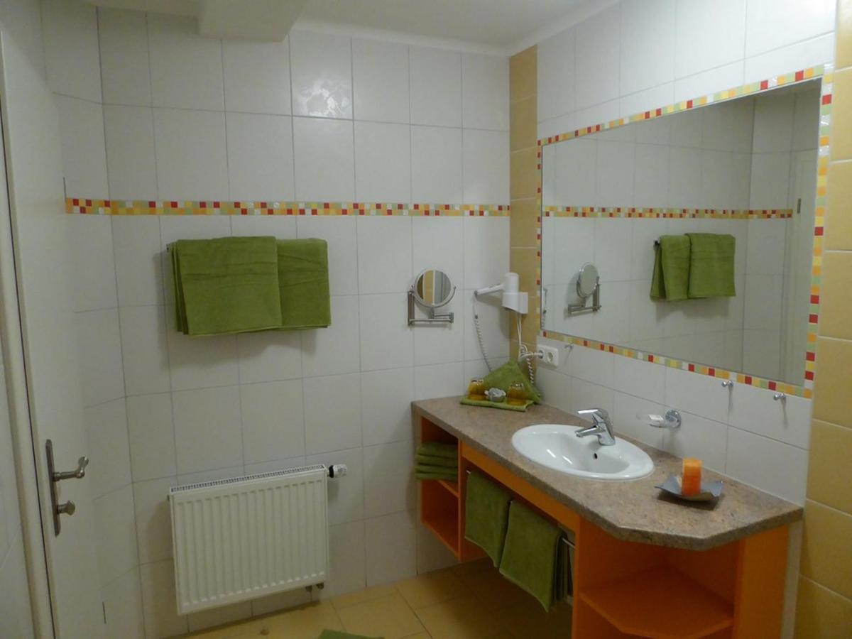 Pension Rosengaertchen Абсберг Екстериор снимка